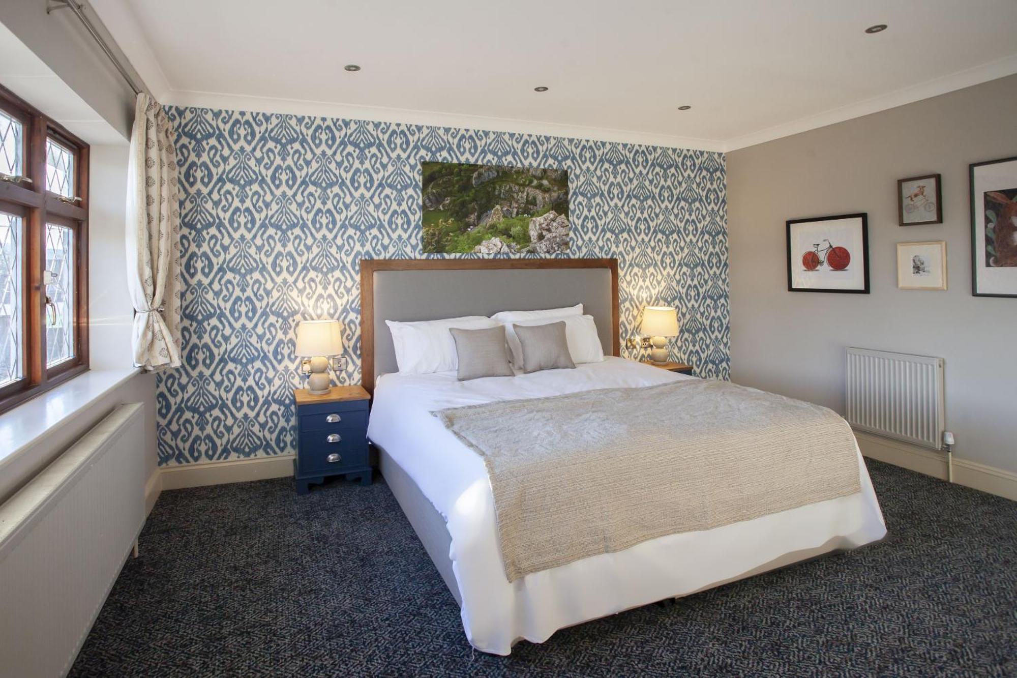 The Woodborough Inn Winscombe Room photo